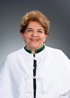 Reitora honorária Ana Dayse Dorea recebe título Doutor Honoris Causa da Ufal